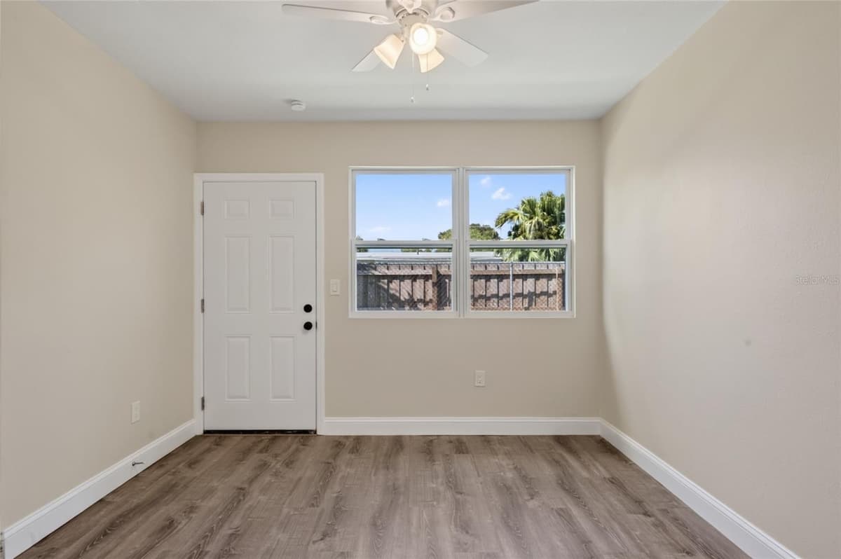 9904 TULIP STREET — photo 26 of 44