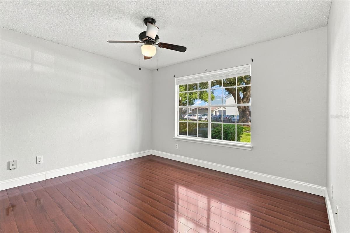 2550 ALAFAYA TRAIL — photo 17 of 27