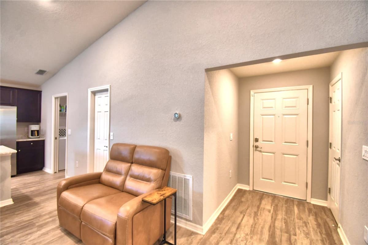 1390 MEZZAVALLE WAY — photo 6 of 64