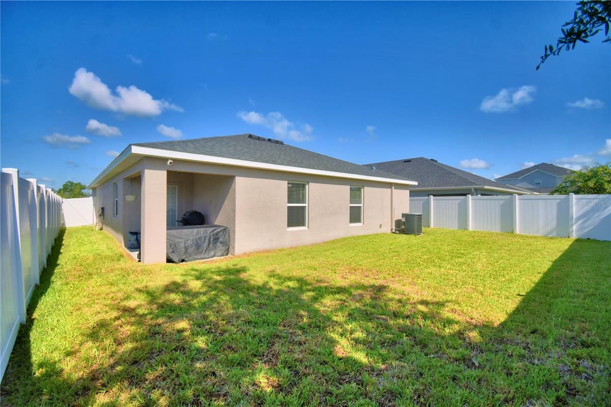 1390 MEZZAVALLE WAY — photo 53 of 64