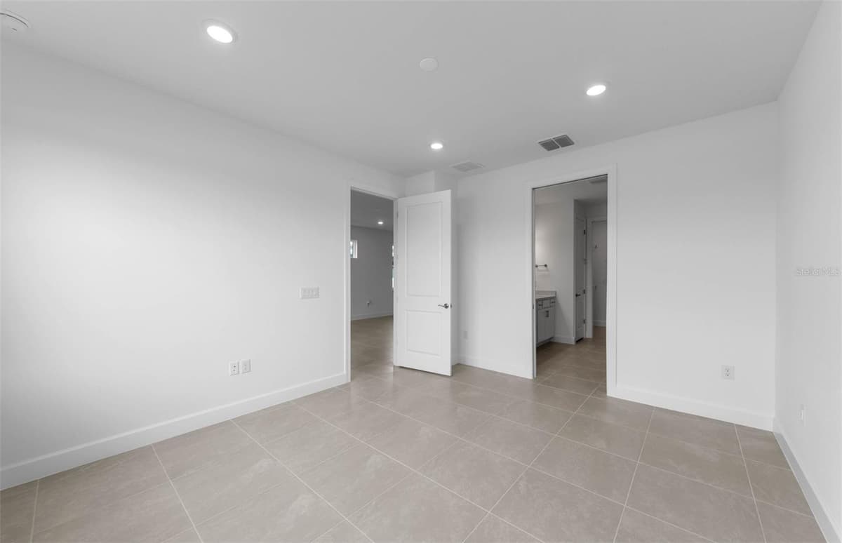 1611 TAVIRA PLACE — photo 10 of 27