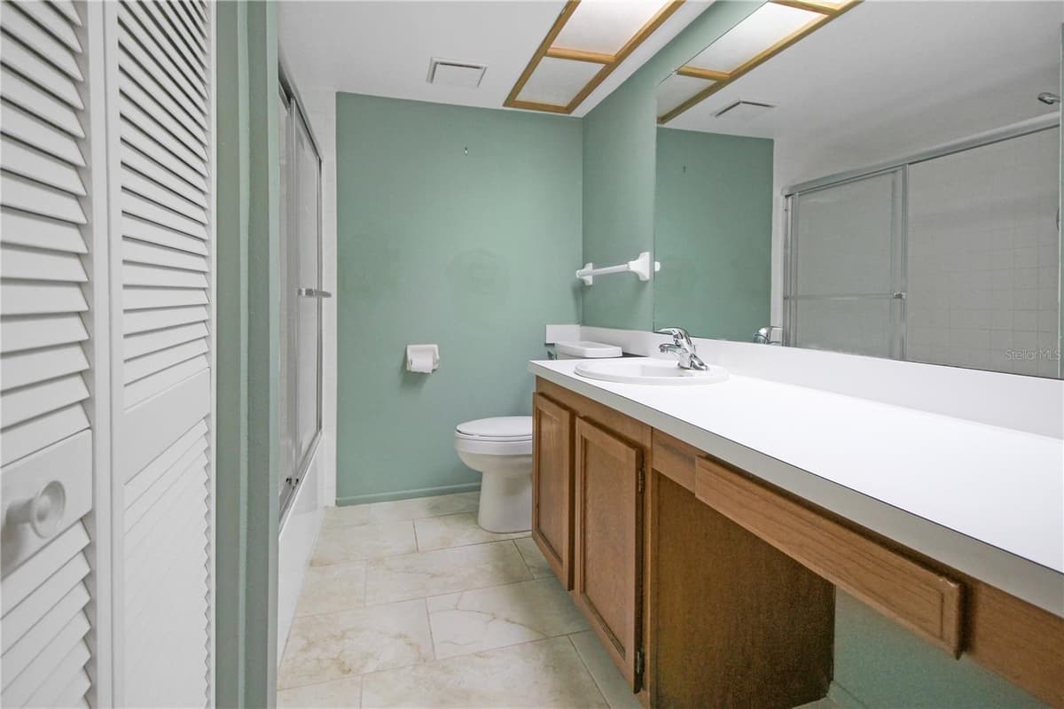 135 WOODLAKE WYNDE — photo 15 of 33