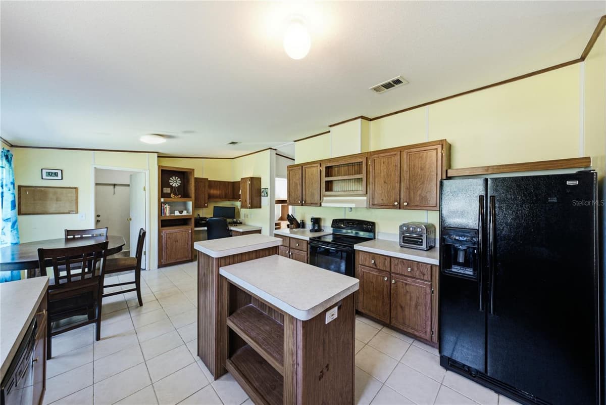 3410 ANATA DRIVE — photo 16 of 37