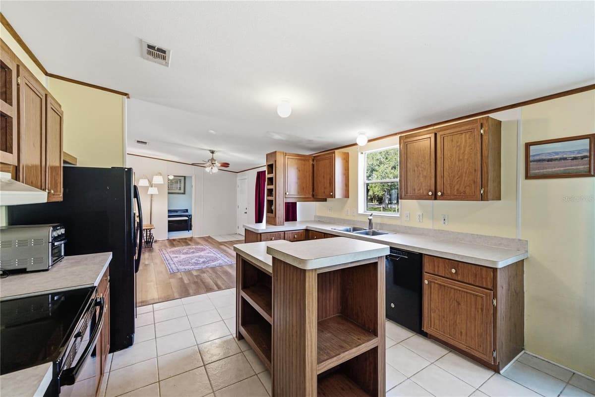 3410 ANATA DRIVE — photo 18 of 37