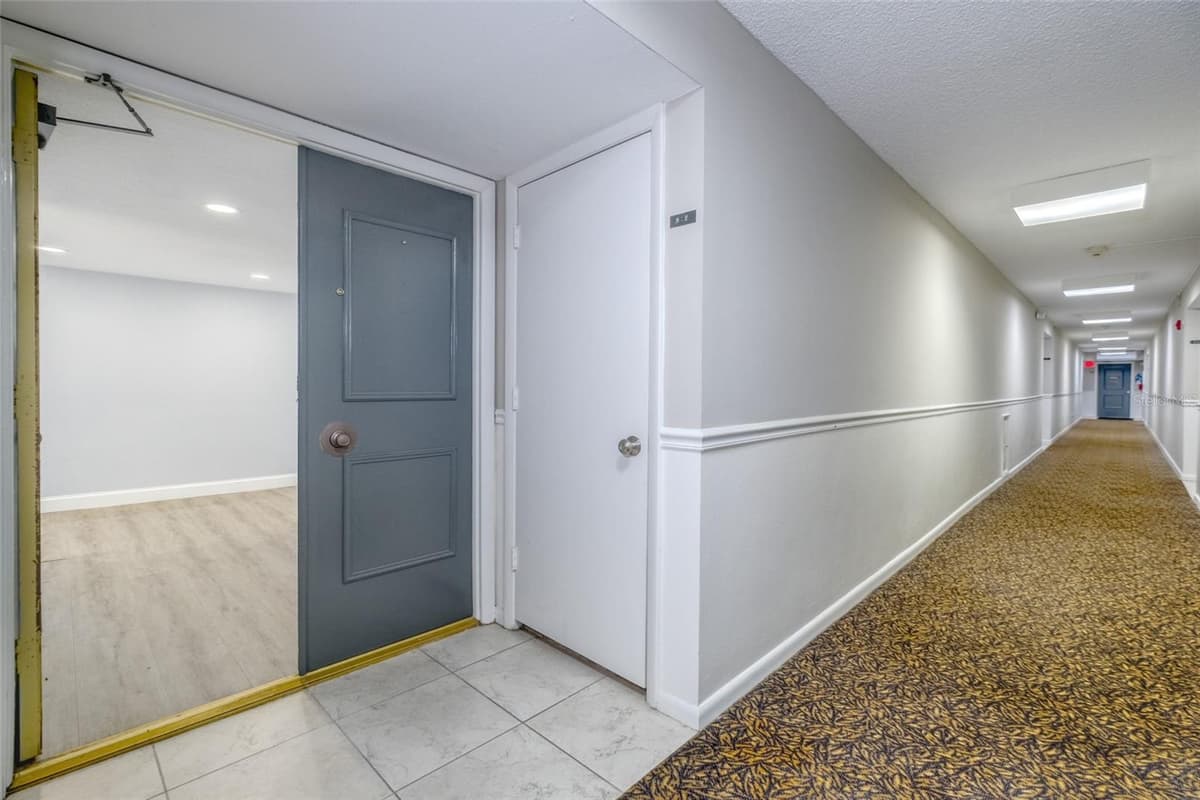 220 BELLEVIEW BOULEVARD — photo 4 of 71