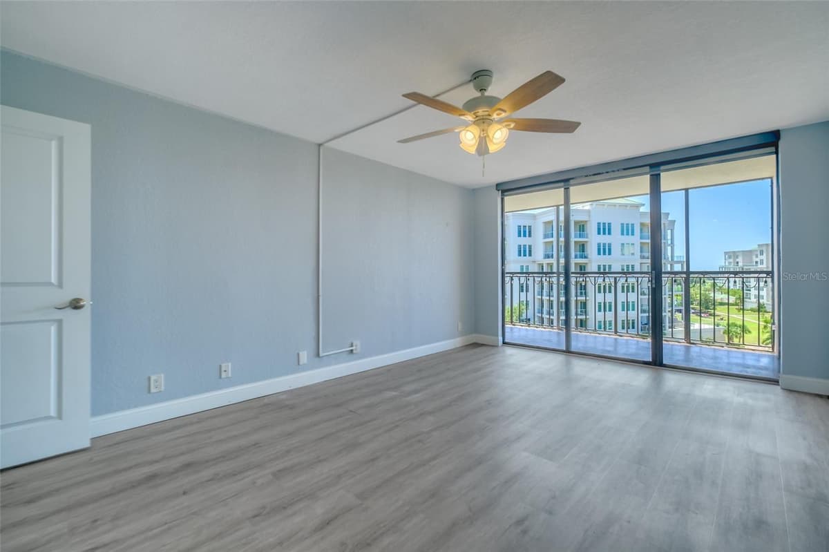 220 BELLEVIEW BOULEVARD — photo 36 of 71