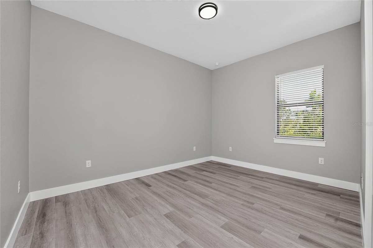 14077 EMERSON LANE — photo 30 of 57
