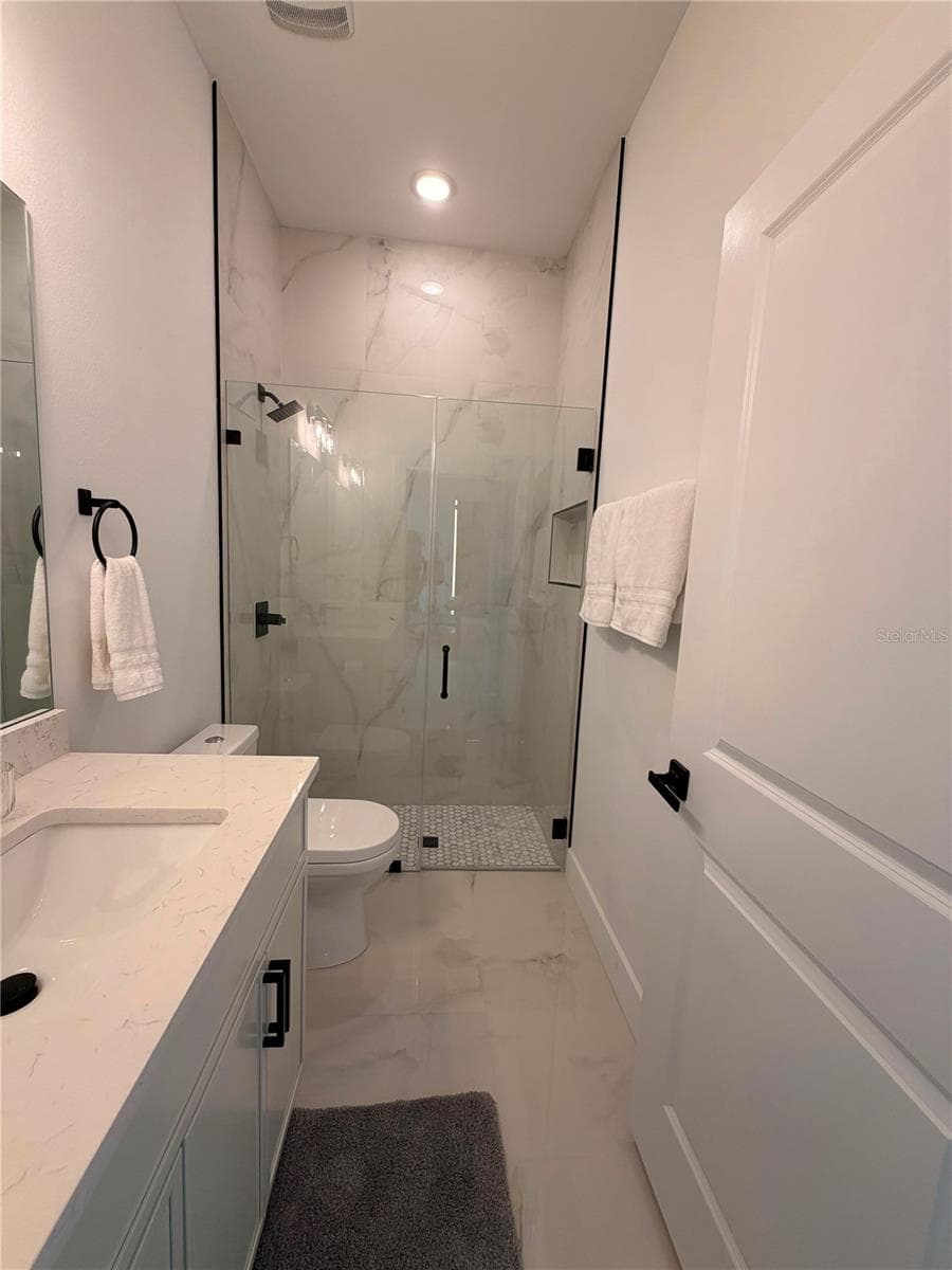 13313 BLAKE DRIVE — photo 4 of 51