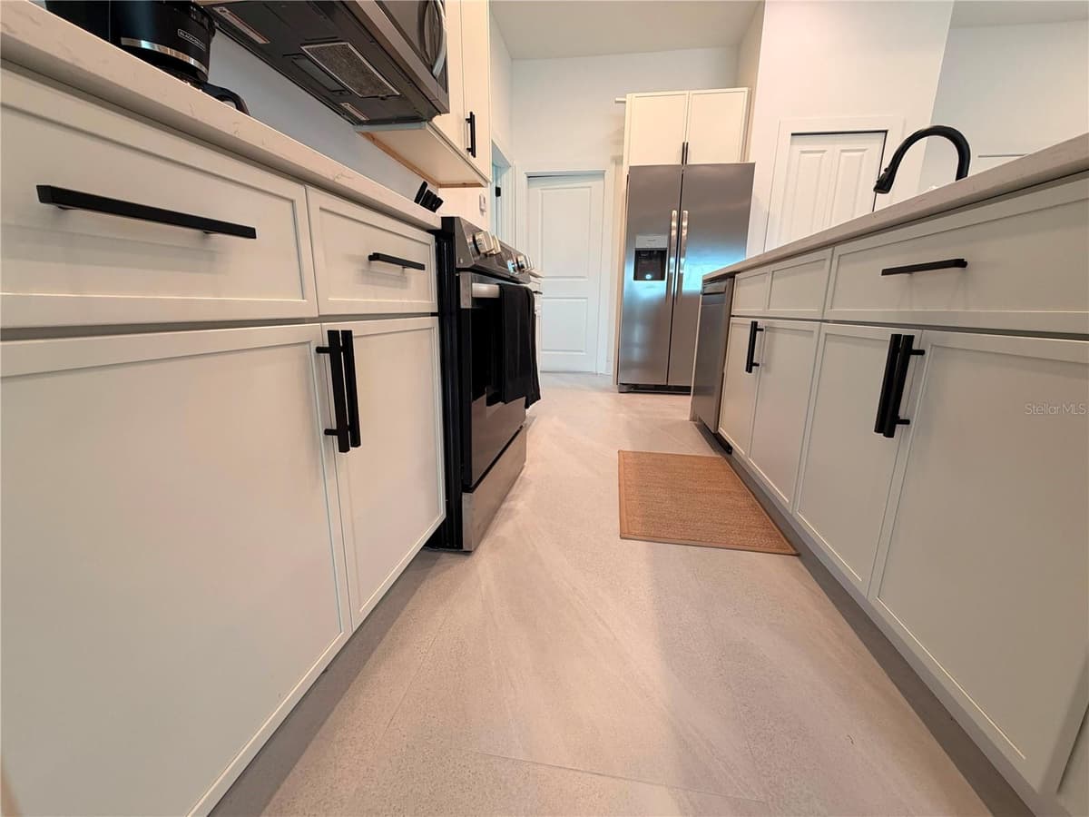 13313 BLAKE DRIVE — photo 13 of 51