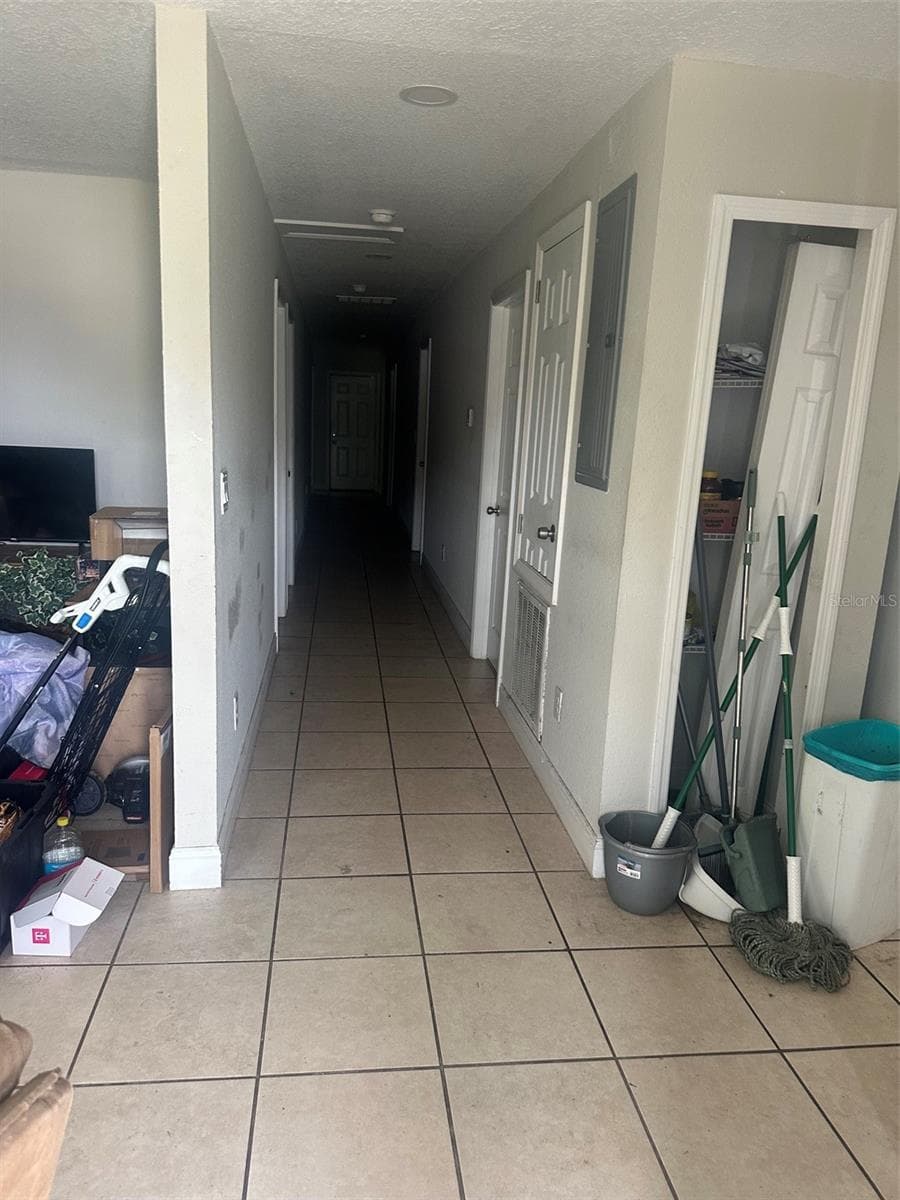 1626 WASHINGTON AVENUE — photo 3 of 5