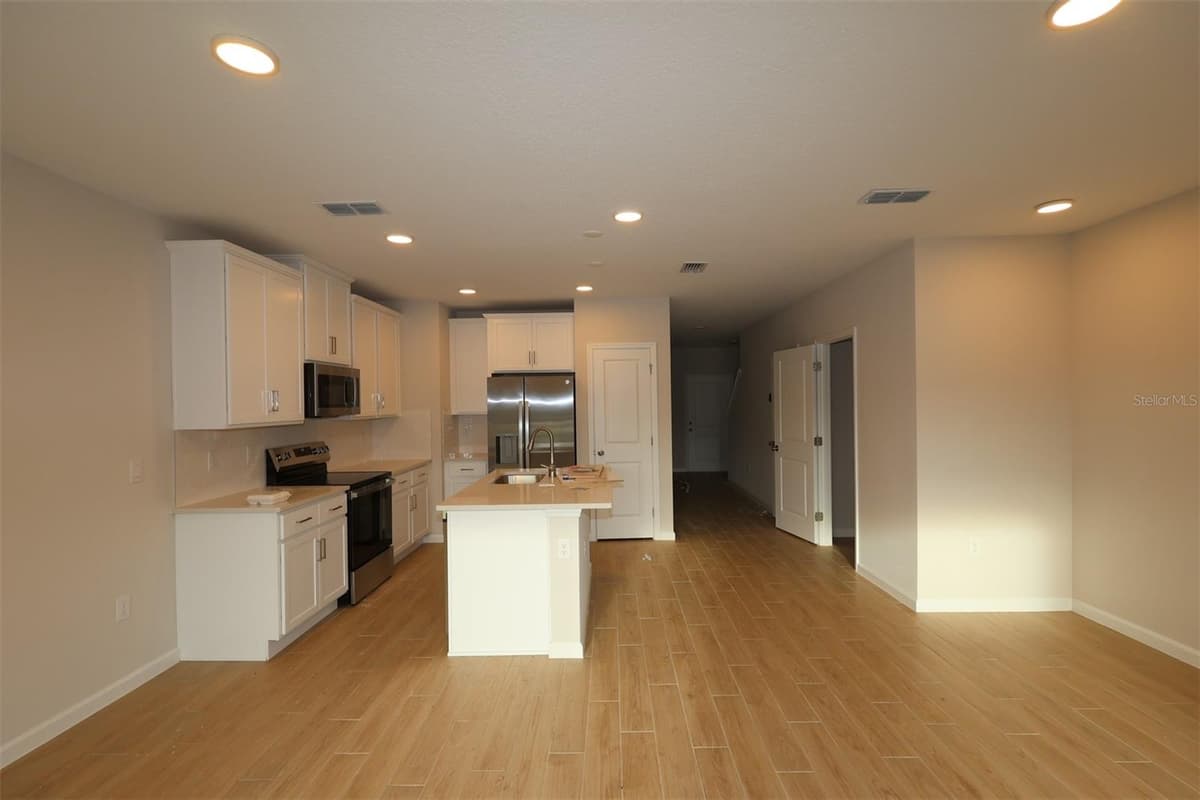 6108 FELLOW WAGON WAY — photo 6 of 34