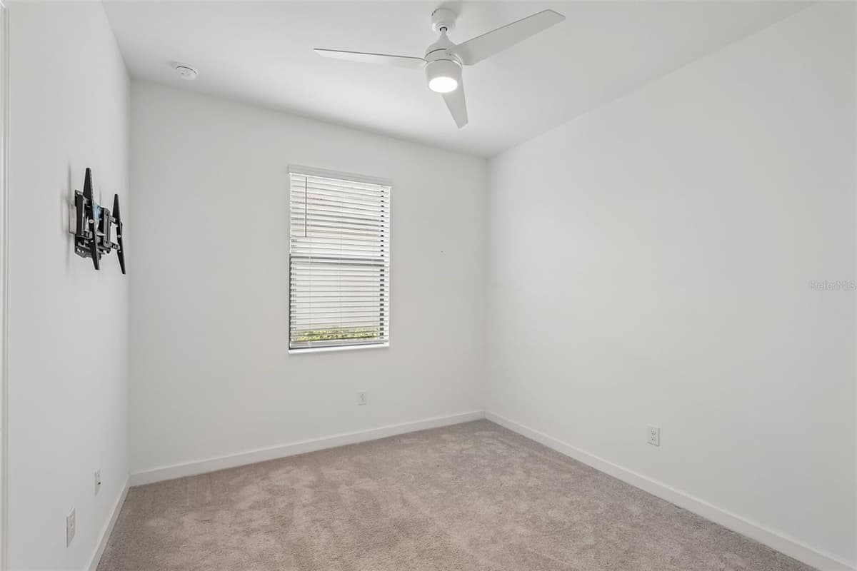 15234 SERENE SHORES LOOP — photo 21 of 50