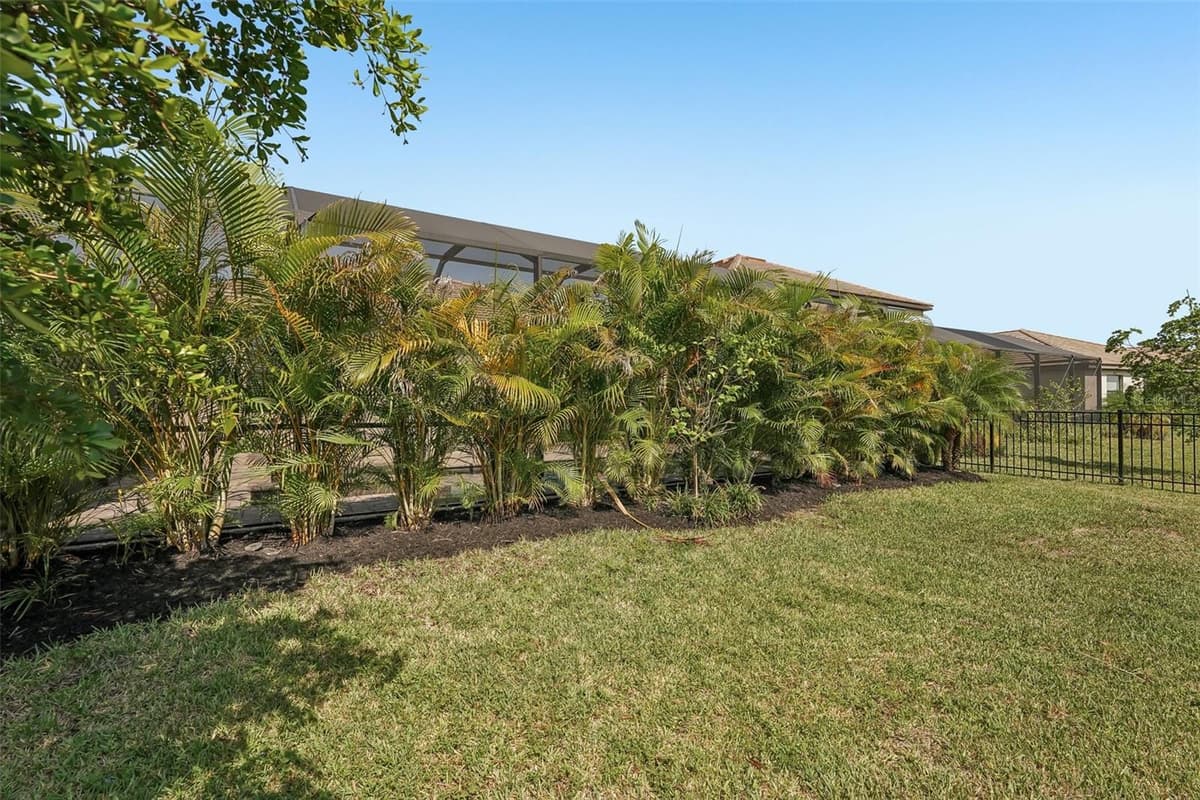 15234 SERENE SHORES LOOP — photo 40 of 50