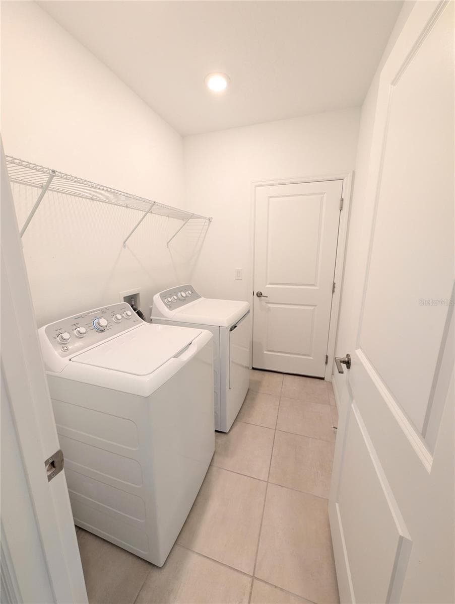 243 AMBER WAY — photo 14 of 15