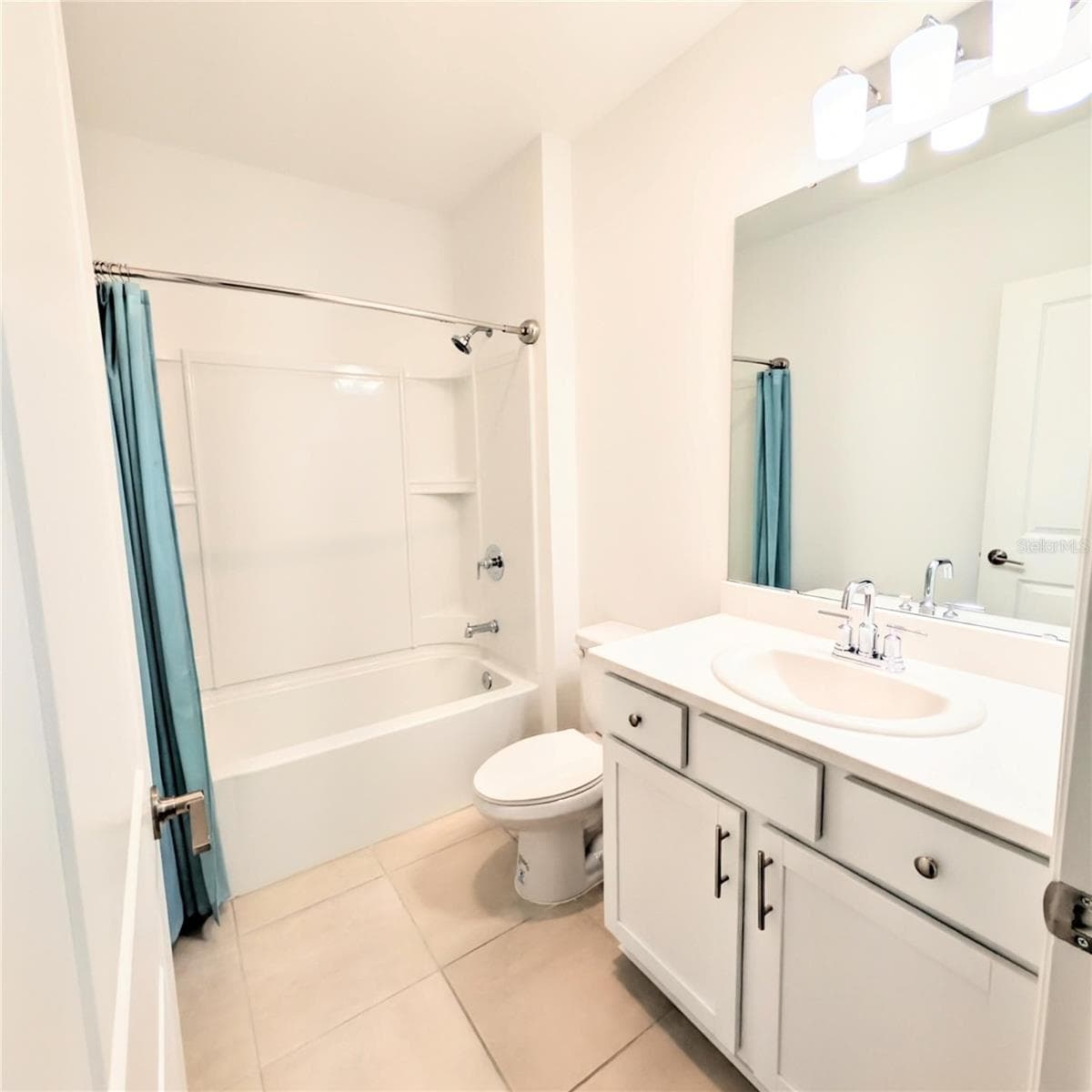 243 AMBER WAY — photo 5 of 15