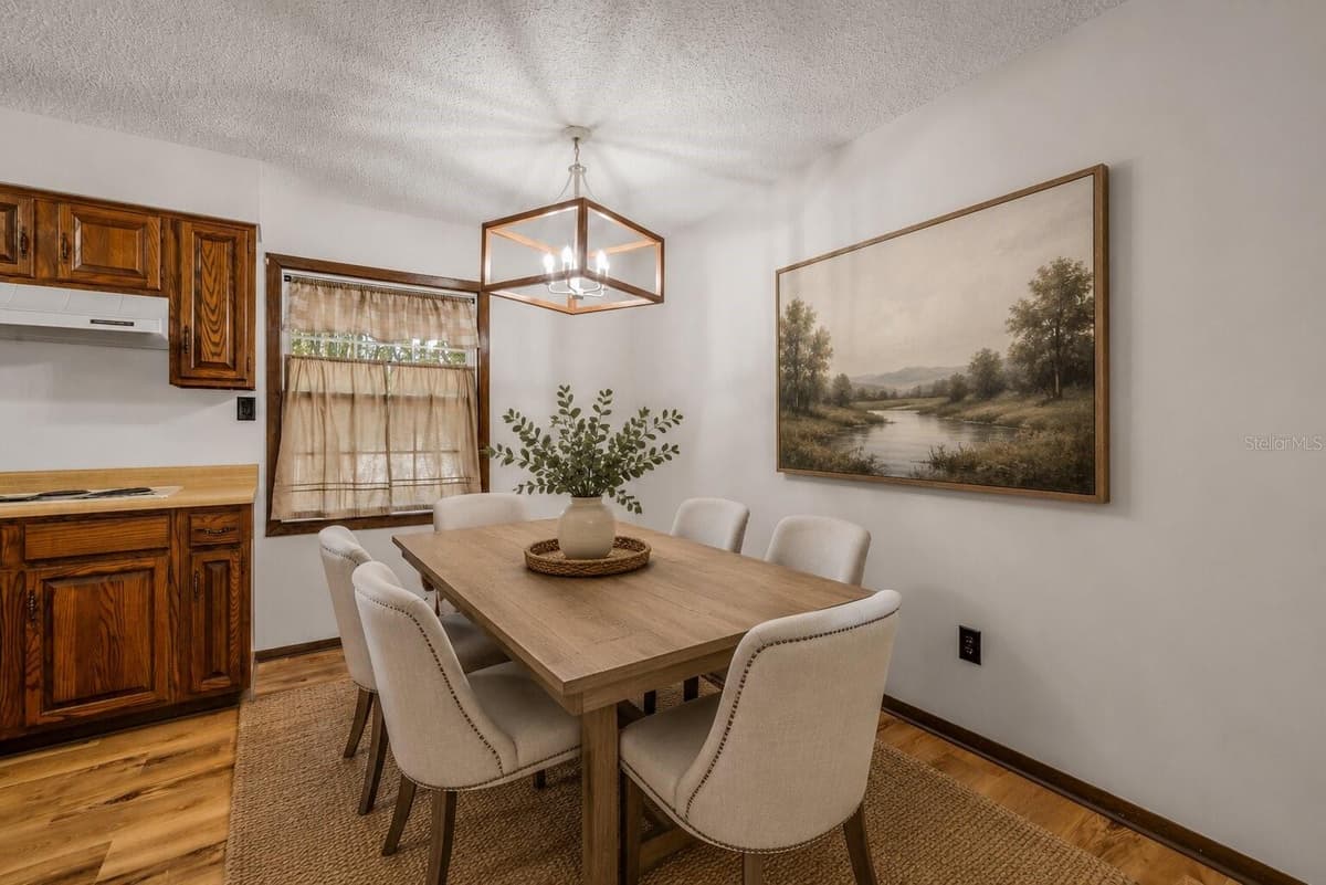 5680 PALM AVENUE — photo 7 of 47