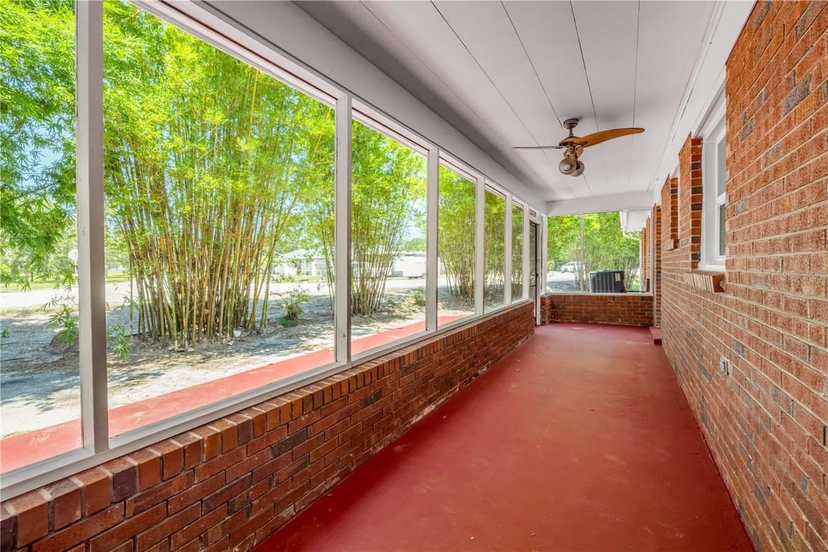 5680 PALM AVENUE — photo 31 of 47