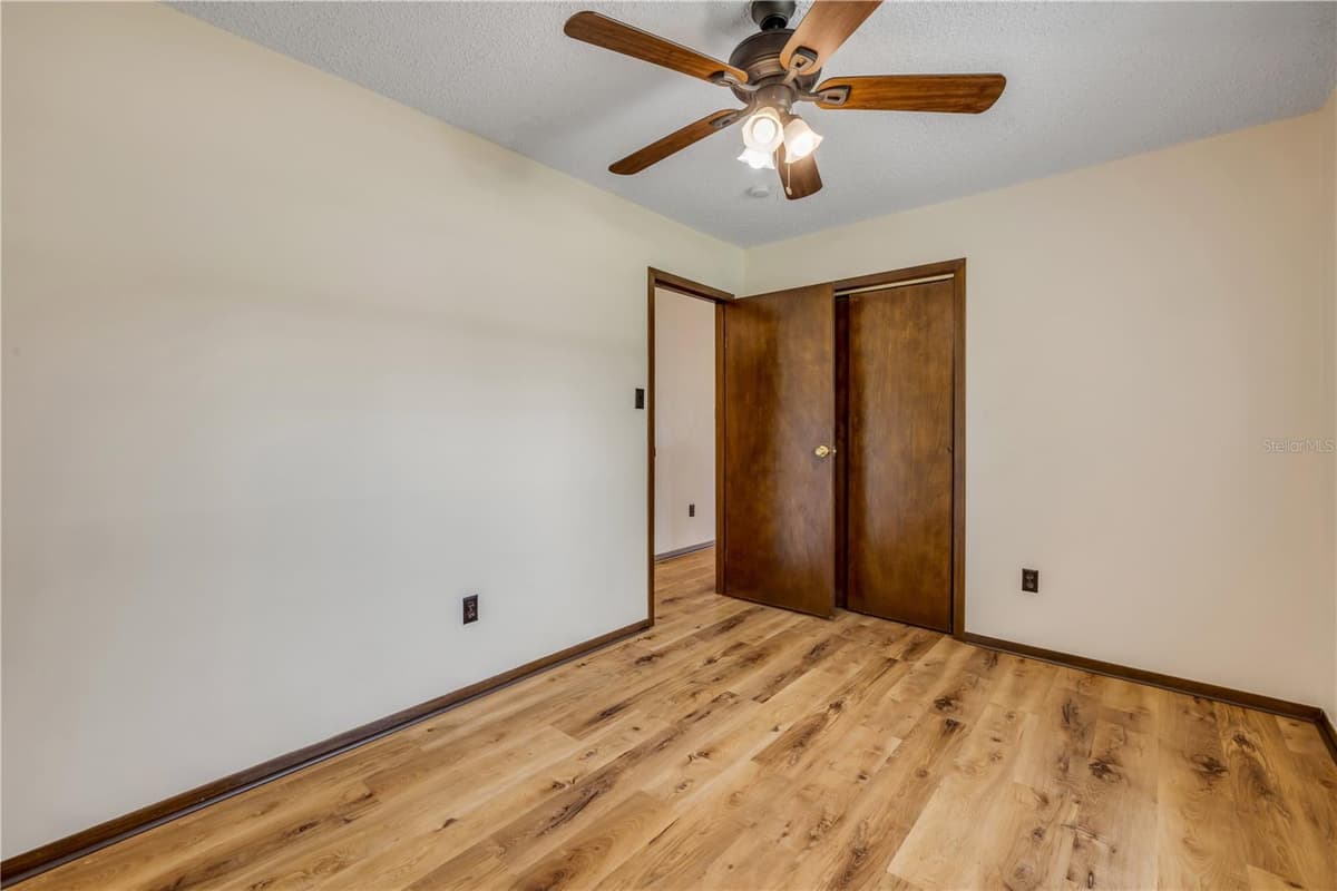 5680 PALM AVENUE — photo 23 of 47
