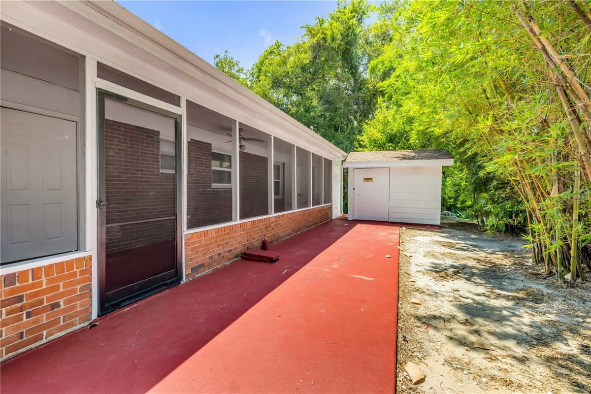 5680 PALM AVENUE — photo 32 of 47