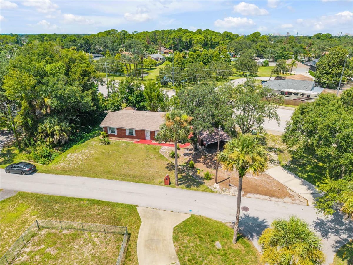 5680 PALM AVENUE — photo 33 of 47