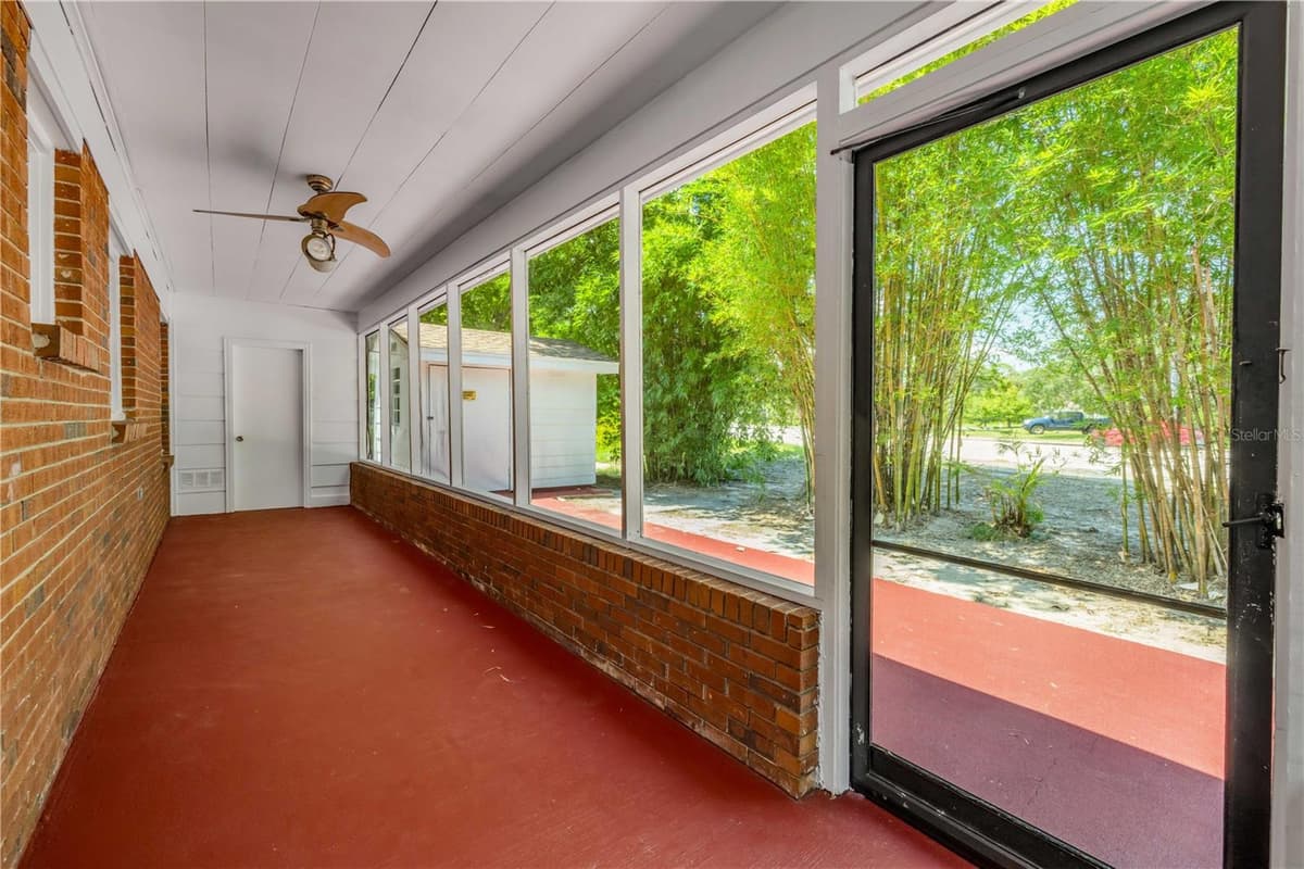 5680 PALM AVENUE — photo 30 of 47