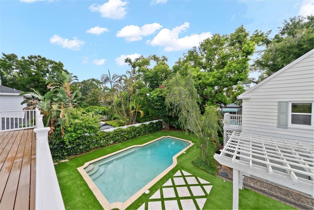 208 MATANZAS AVENUE — photo 36 of 57