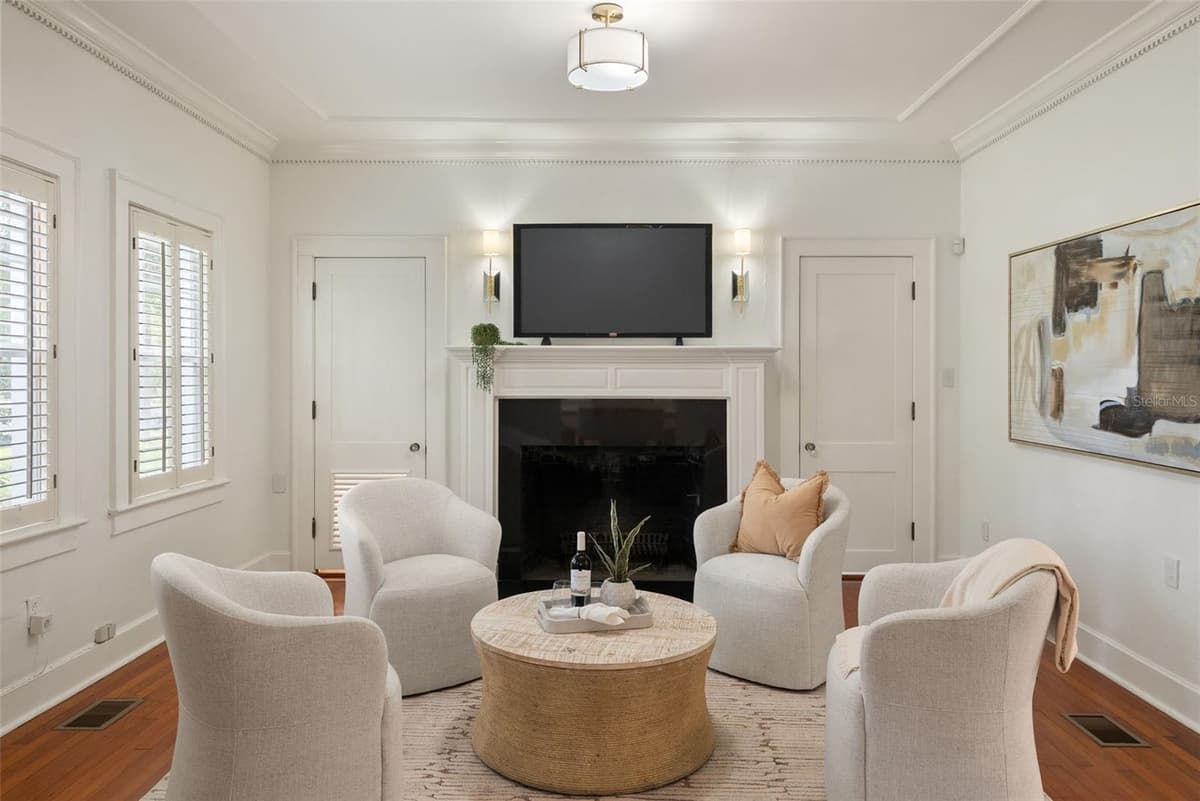 208 MATANZAS AVENUE — photo 12 of 57