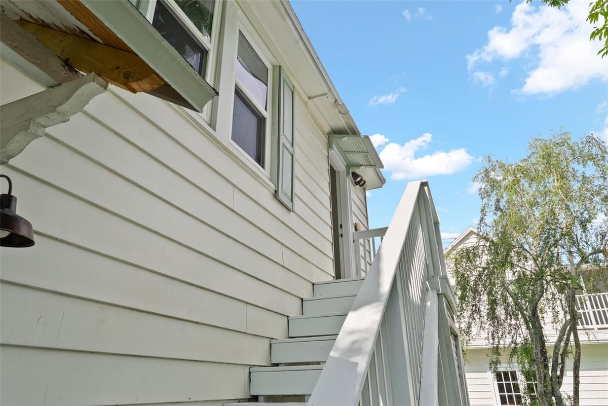 208 MATANZAS AVENUE — photo 46 of 57