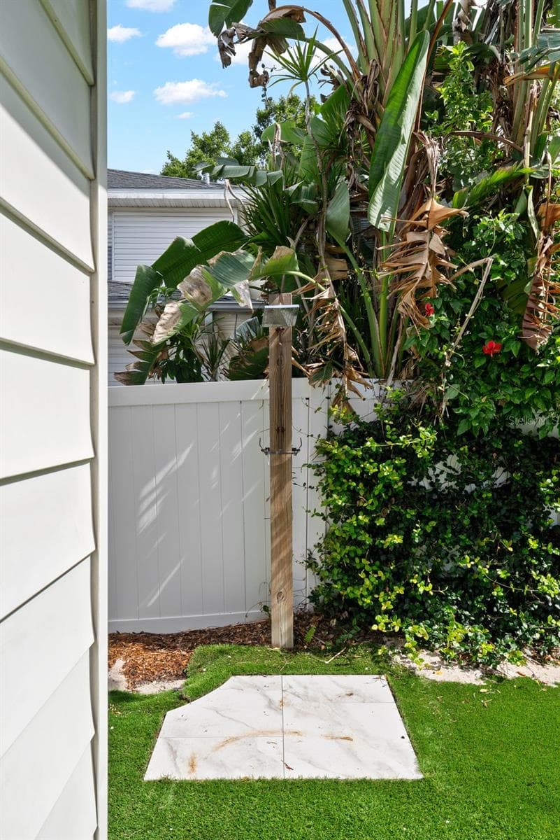 208 MATANZAS AVENUE — photo 43 of 57