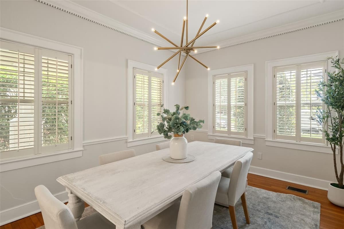 208 MATANZAS AVENUE — photo 14 of 57