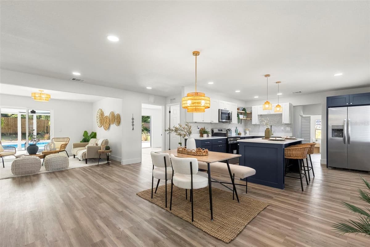 37072 JANET CIRCLE — photo 10 of 66