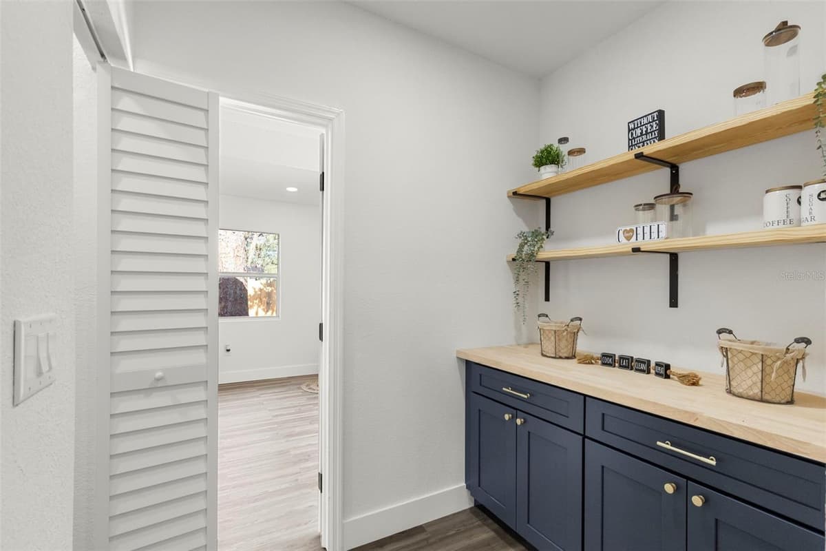 37072 JANET CIRCLE — photo 19 of 66