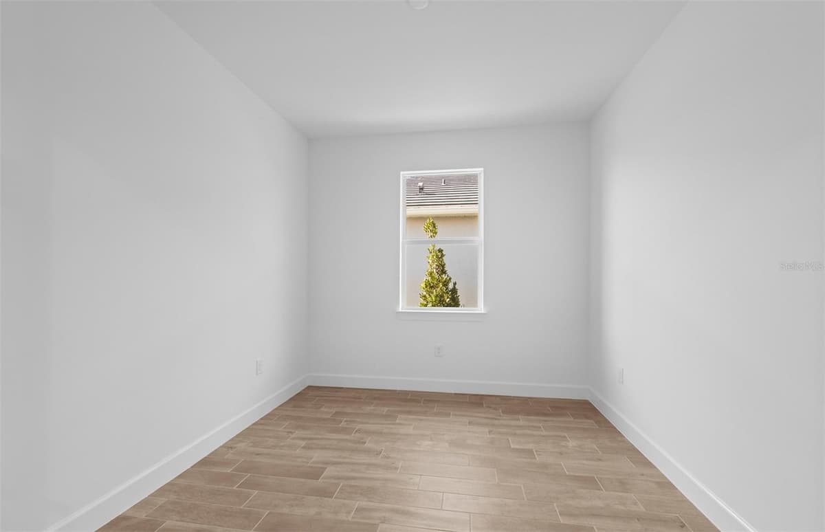 6962 MINNEOLA COURT — photo 10 of 27