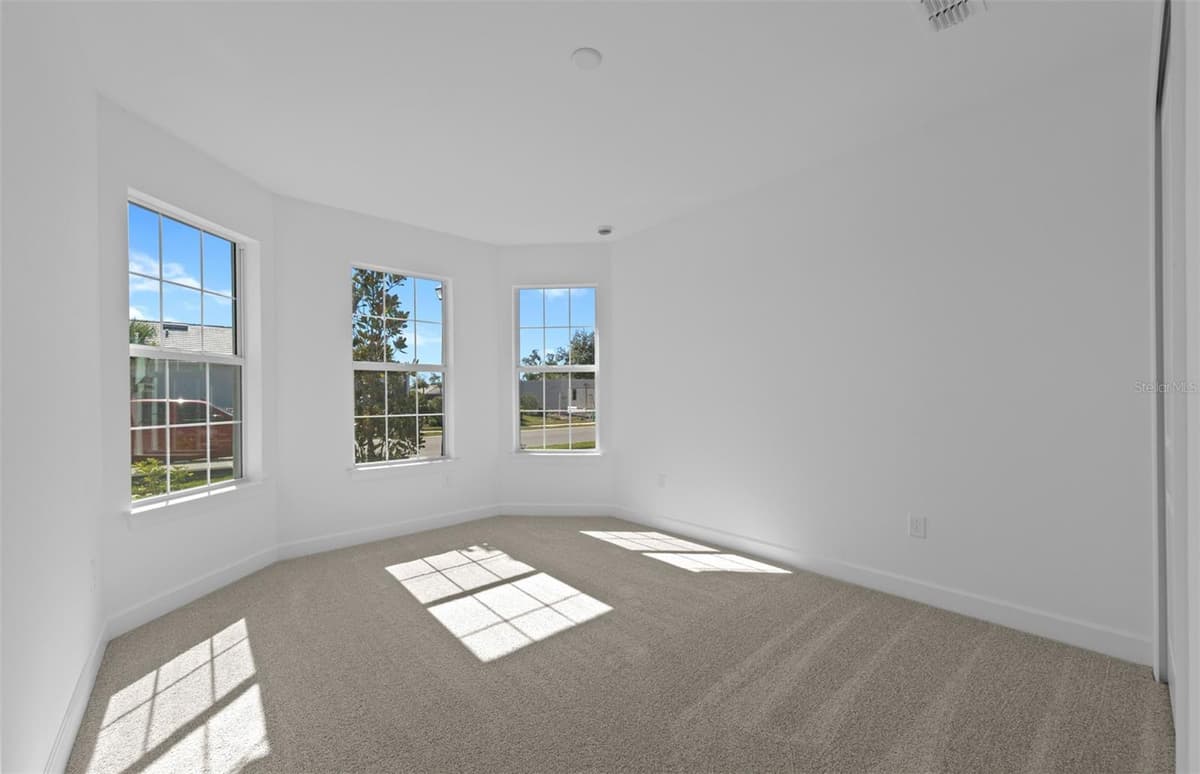 6962 MINNEOLA COURT — photo 6 of 27