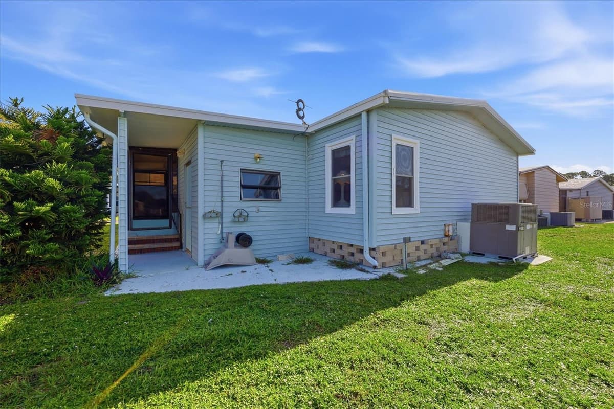 139 FIJI CIRCLE — photo 31 of 39