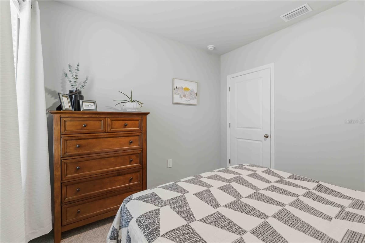 16315 NAVARRO COURT — photo 34 of 37