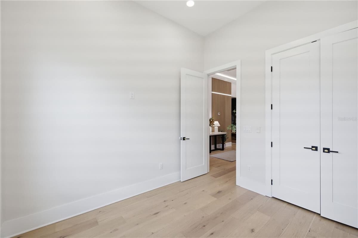 810 BRADDOCK STREET — photo 21 of 89