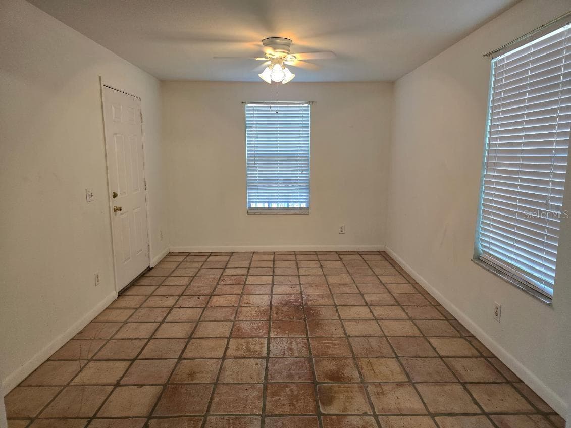 7806 ALAFIA RIDGE ROAD — photo 7 of 18