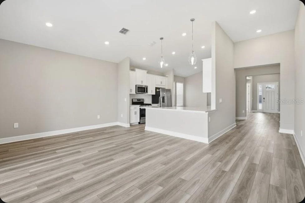 14246 SAWMILL STREET — photo 8 of 24