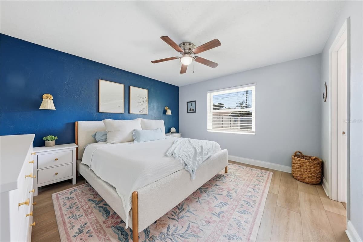 636 DEVON STREET — photo 15 of 47