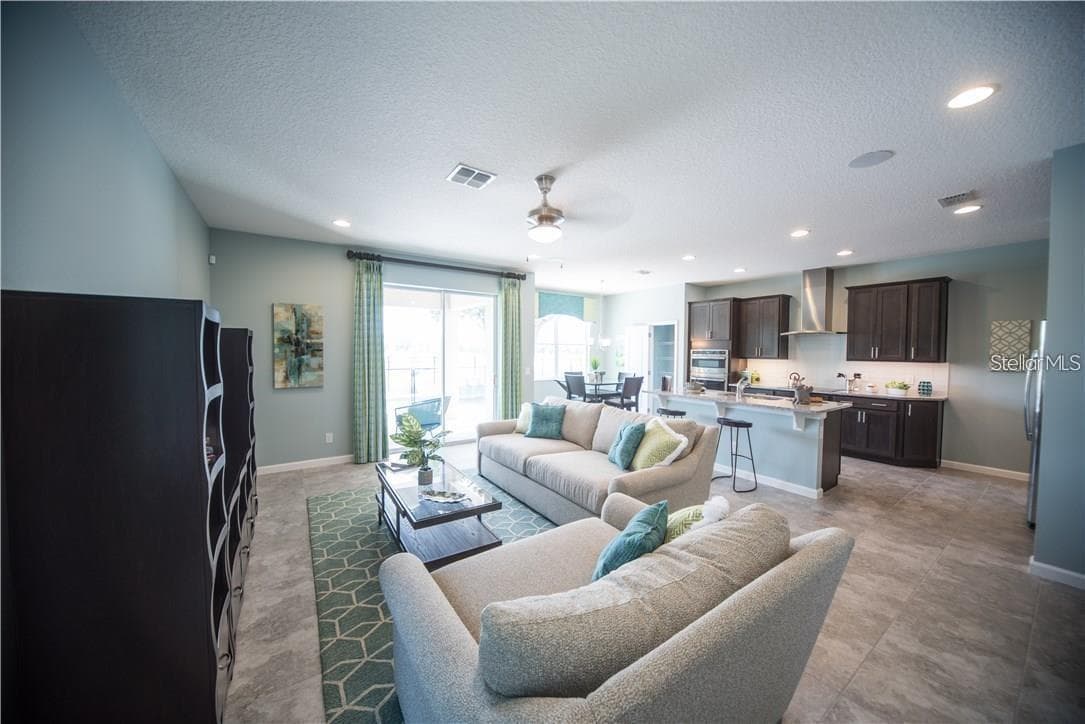 3318 STRATTON CIRCLE — photo 5 of 15