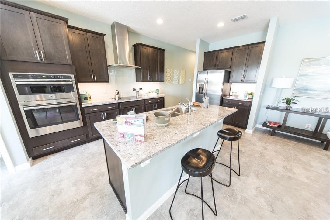 3318 STRATTON CIRCLE — photo 3 of 15