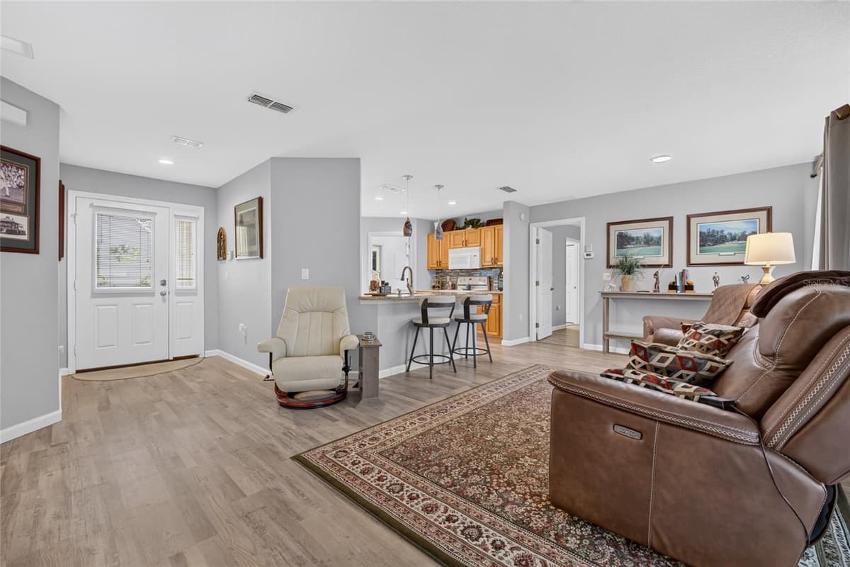 8141 80TH TERRACE — photo 3 of 22