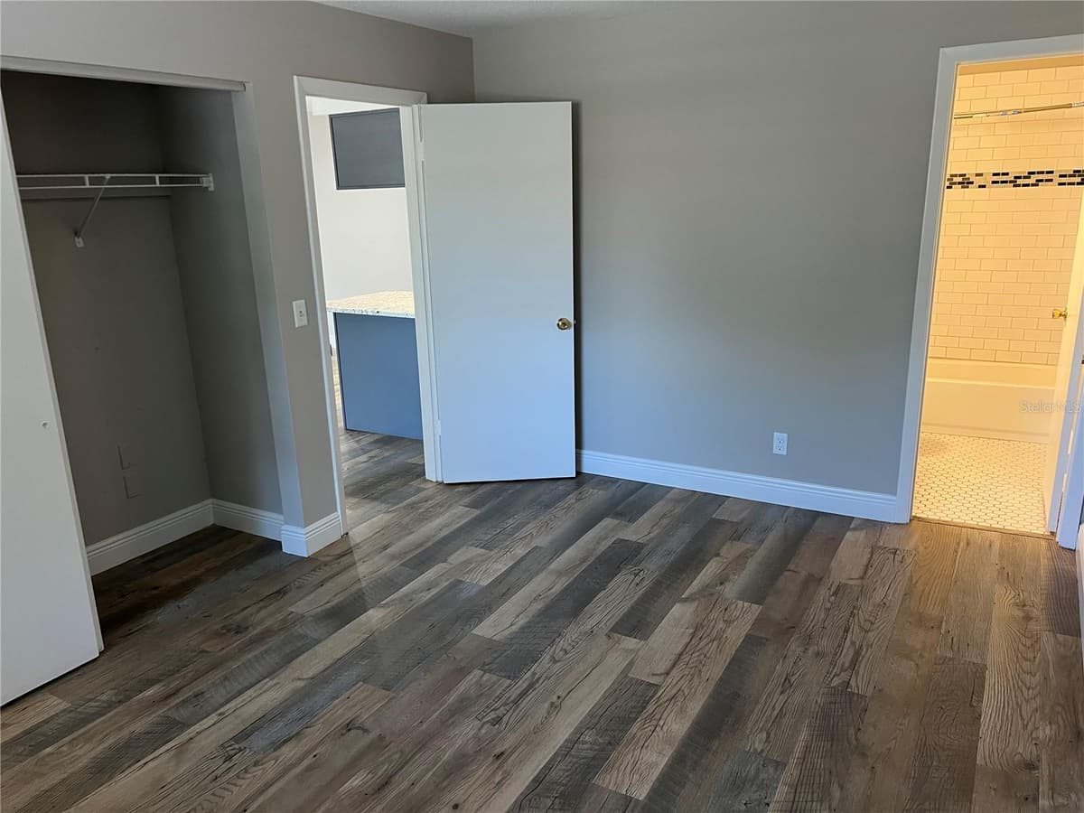 208 RED CEDAR PLACE — photo 13 of 21