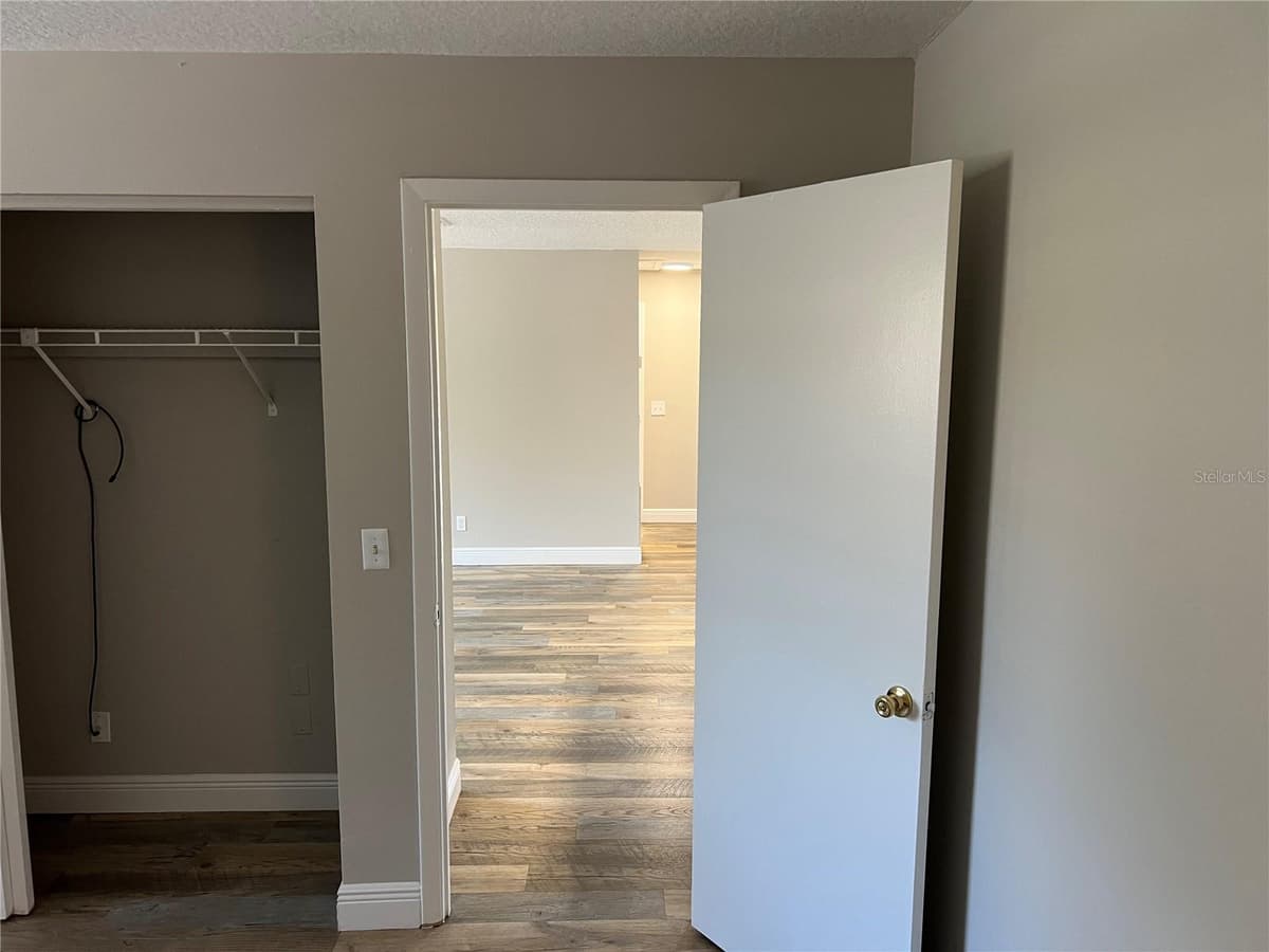 208 RED CEDAR PLACE — photo 14 of 21