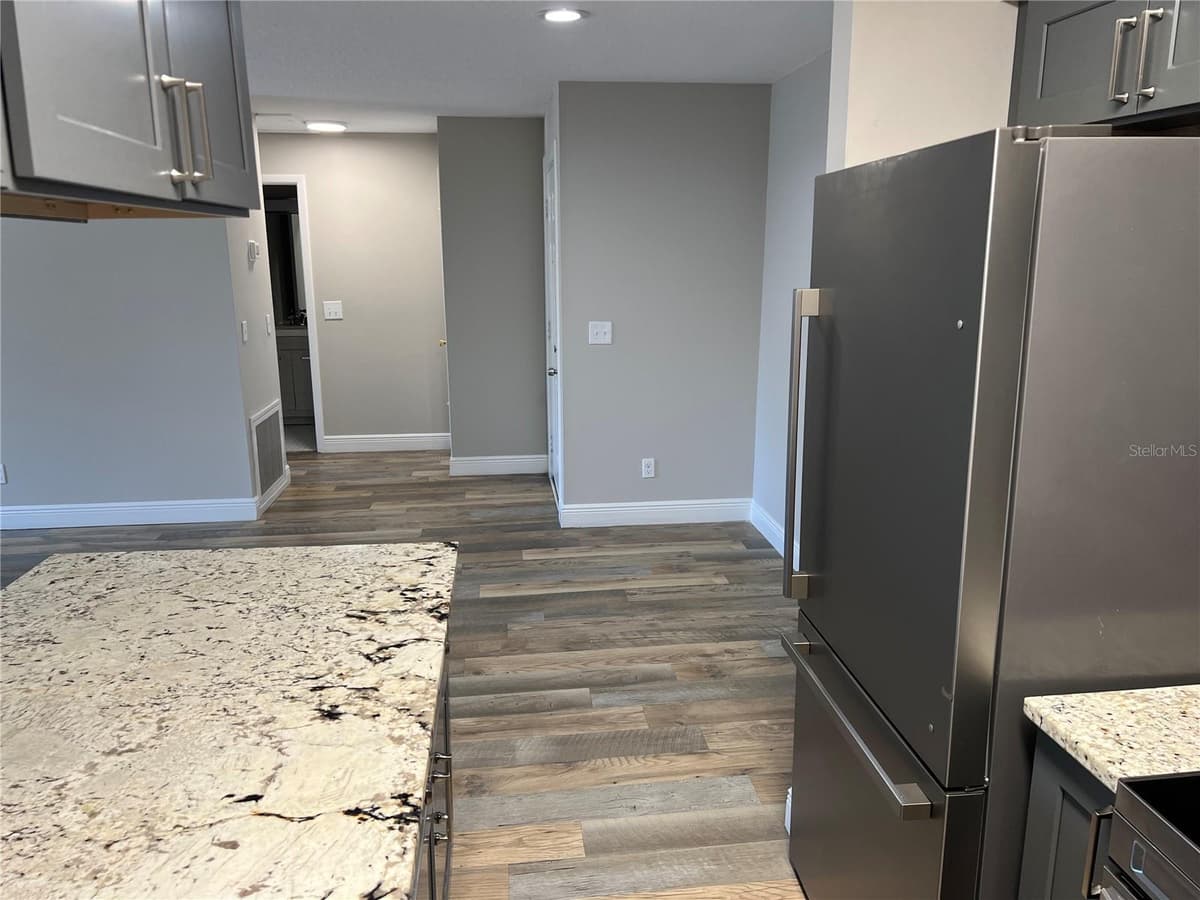 208 RED CEDAR PLACE — photo 12 of 21