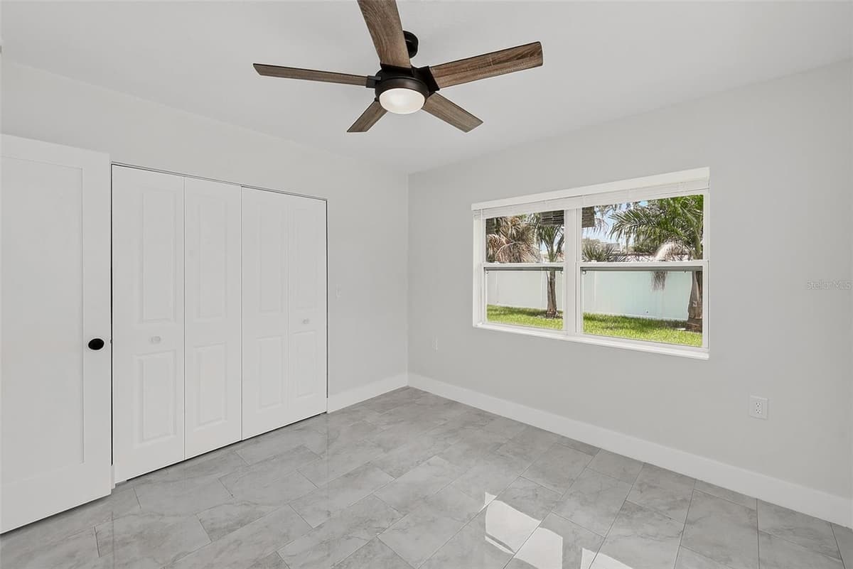 2425 BAYWOOD DRIVE — photo 24 of 44