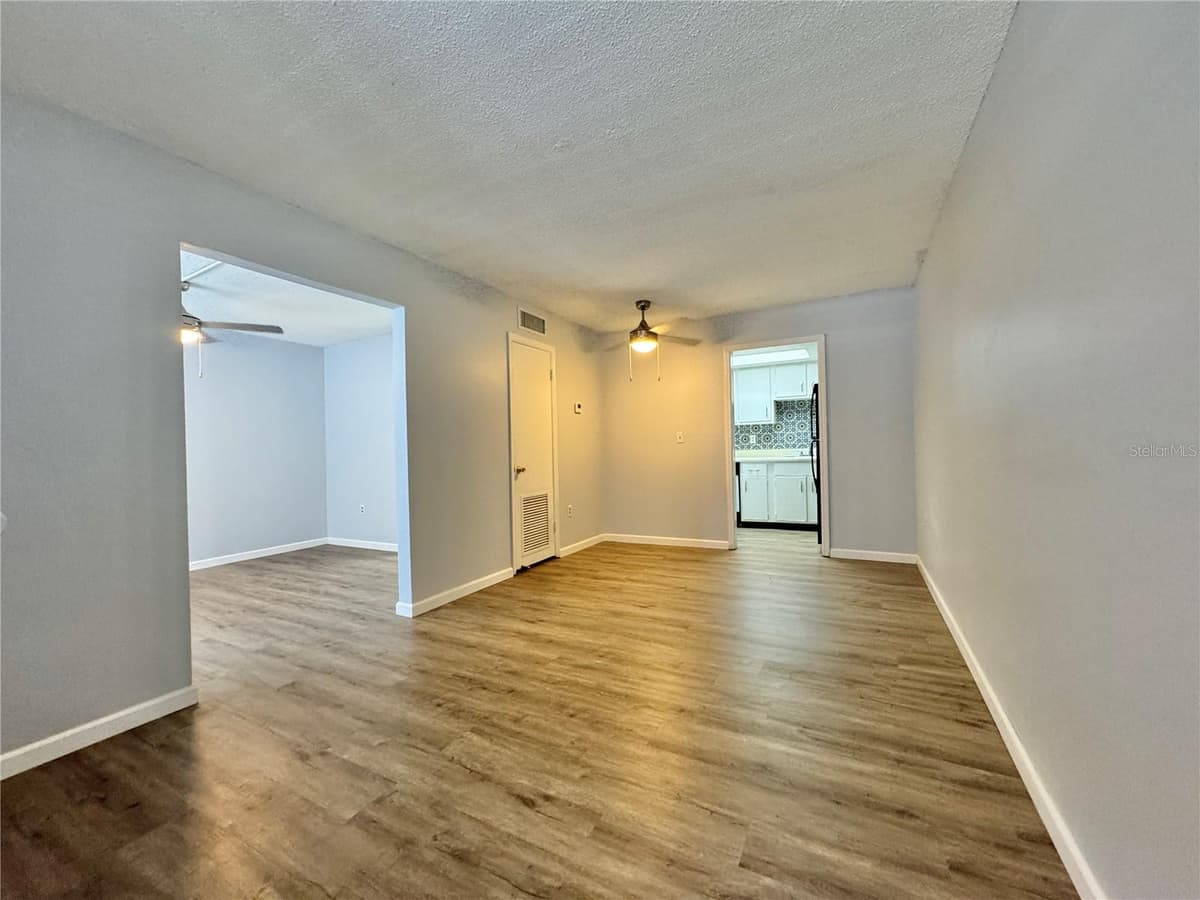 551 FLEMMING WAY — photo 6 of 14