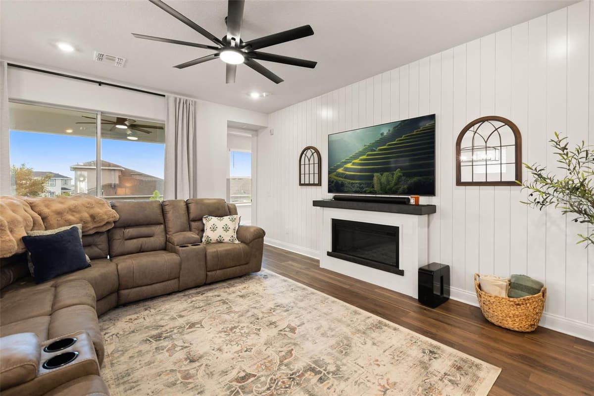 16974 CEDAR VALLEY CIRCLE — photo 7 of 34