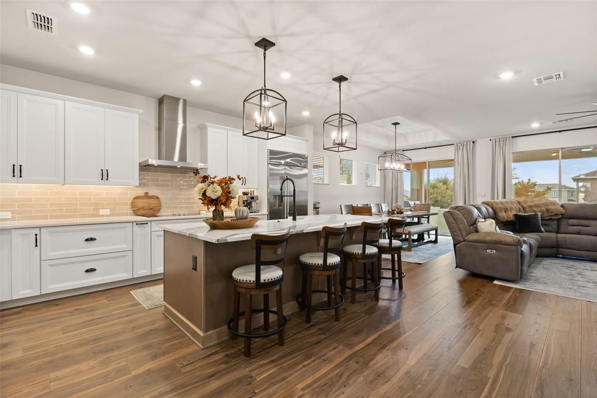 16974 CEDAR VALLEY CIRCLE — photo 10 of 34